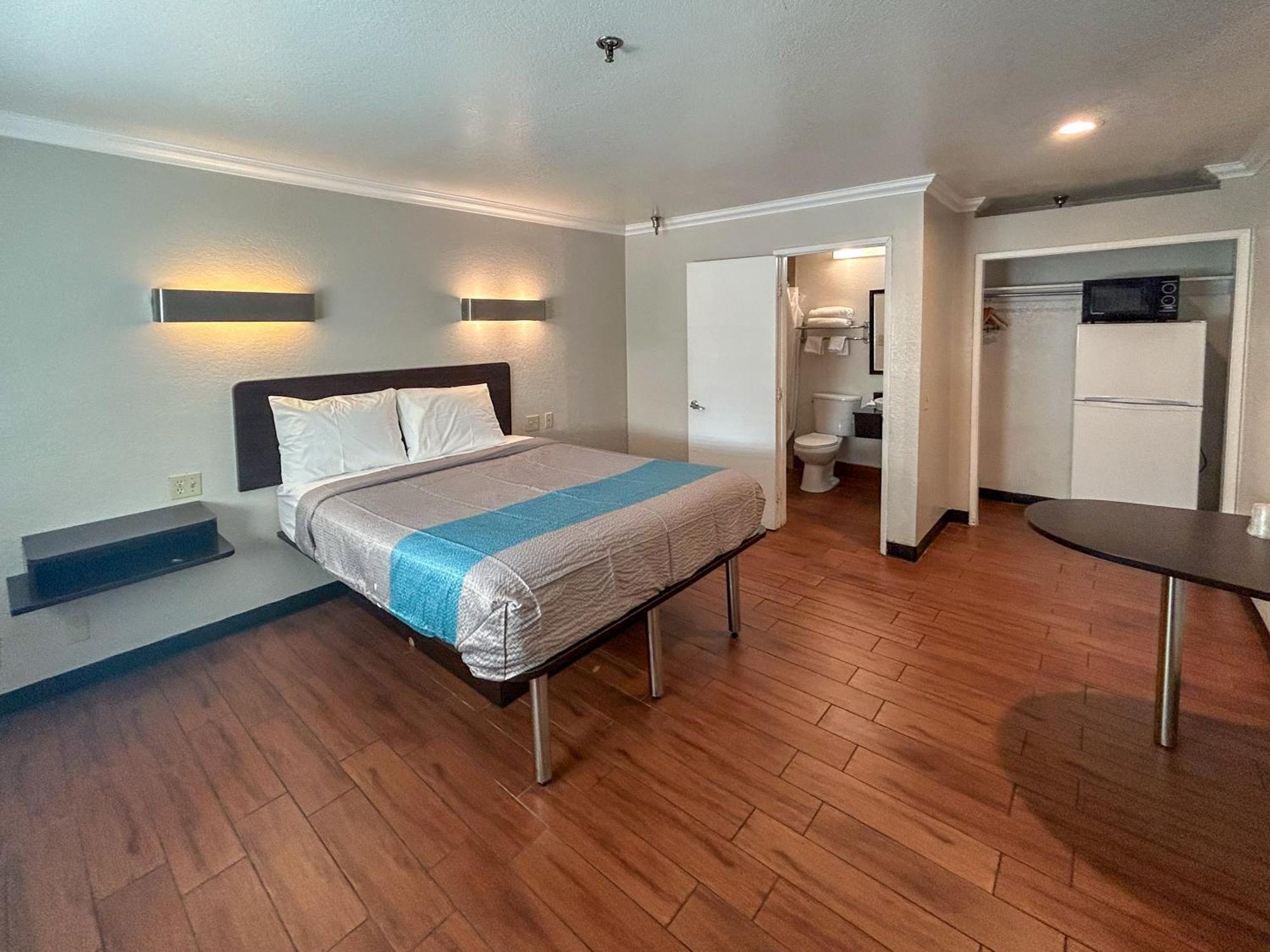 Motel 6-Ontario, CA - Convention Center - Airport Esterno foto