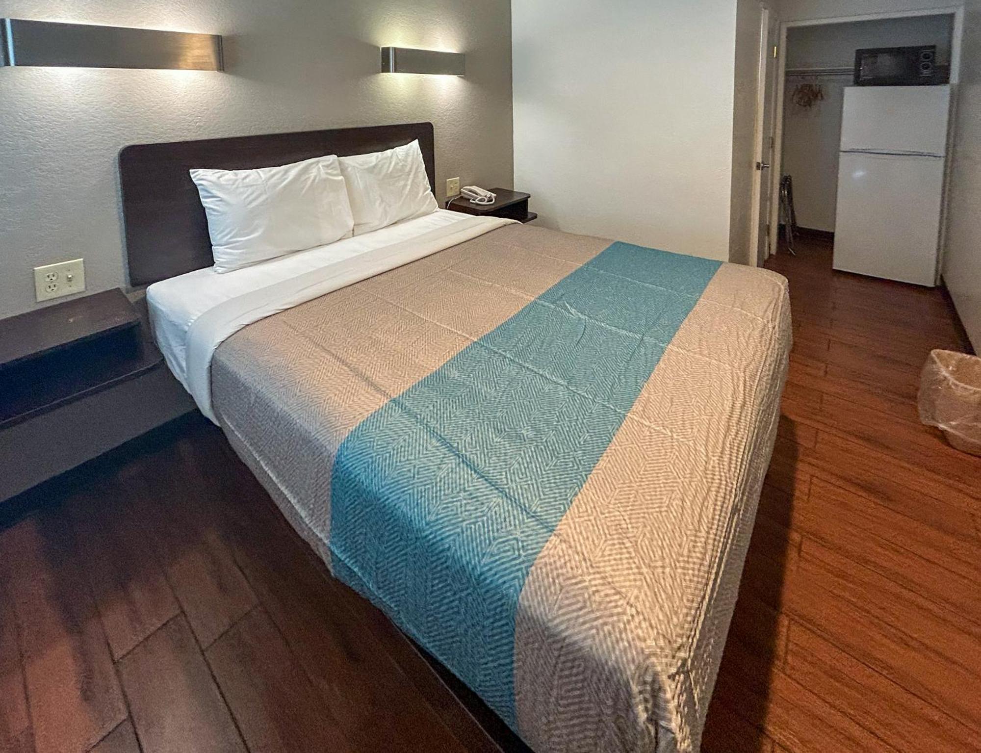 Motel 6-Ontario, CA - Convention Center - Airport Esterno foto