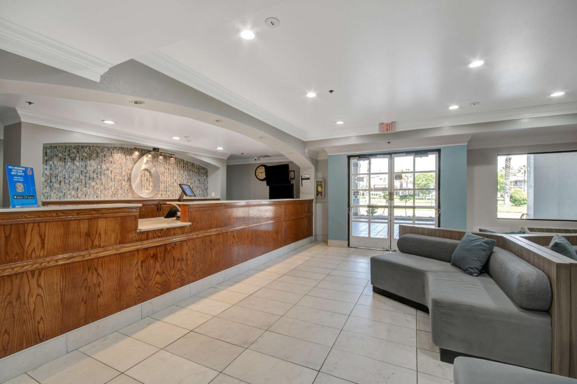 Motel 6-Ontario, CA - Convention Center - Airport Esterno foto