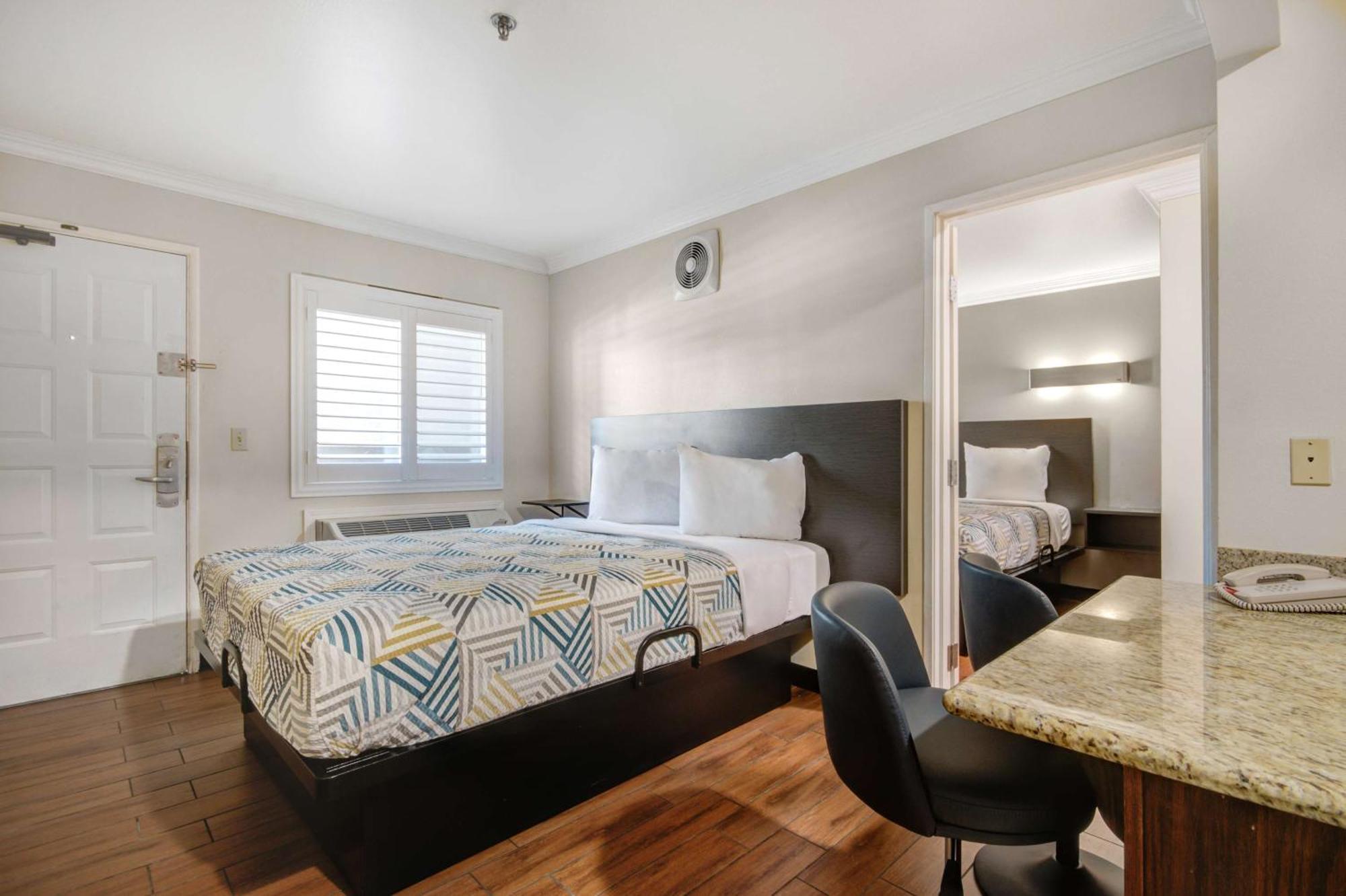 Motel 6-Ontario, CA - Convention Center - Airport Esterno foto