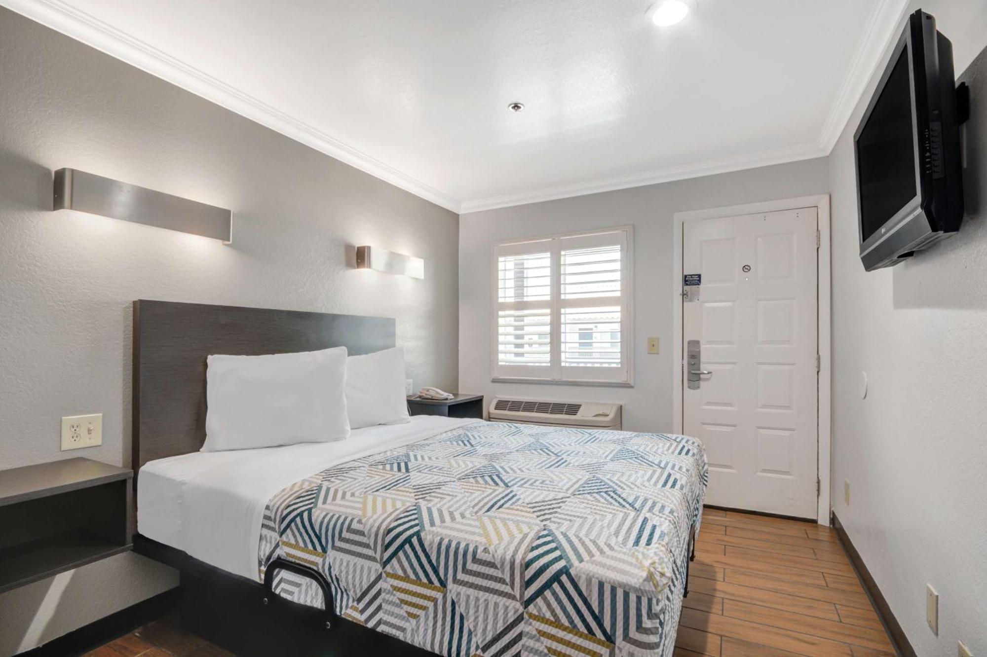 Motel 6-Ontario, CA - Convention Center - Airport Esterno foto