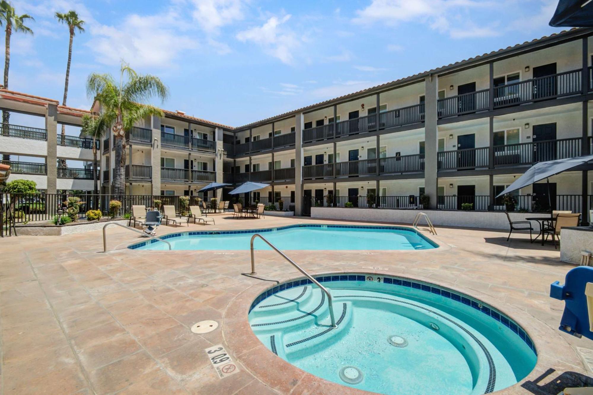 Motel 6-Ontario, CA - Convention Center - Airport Esterno foto